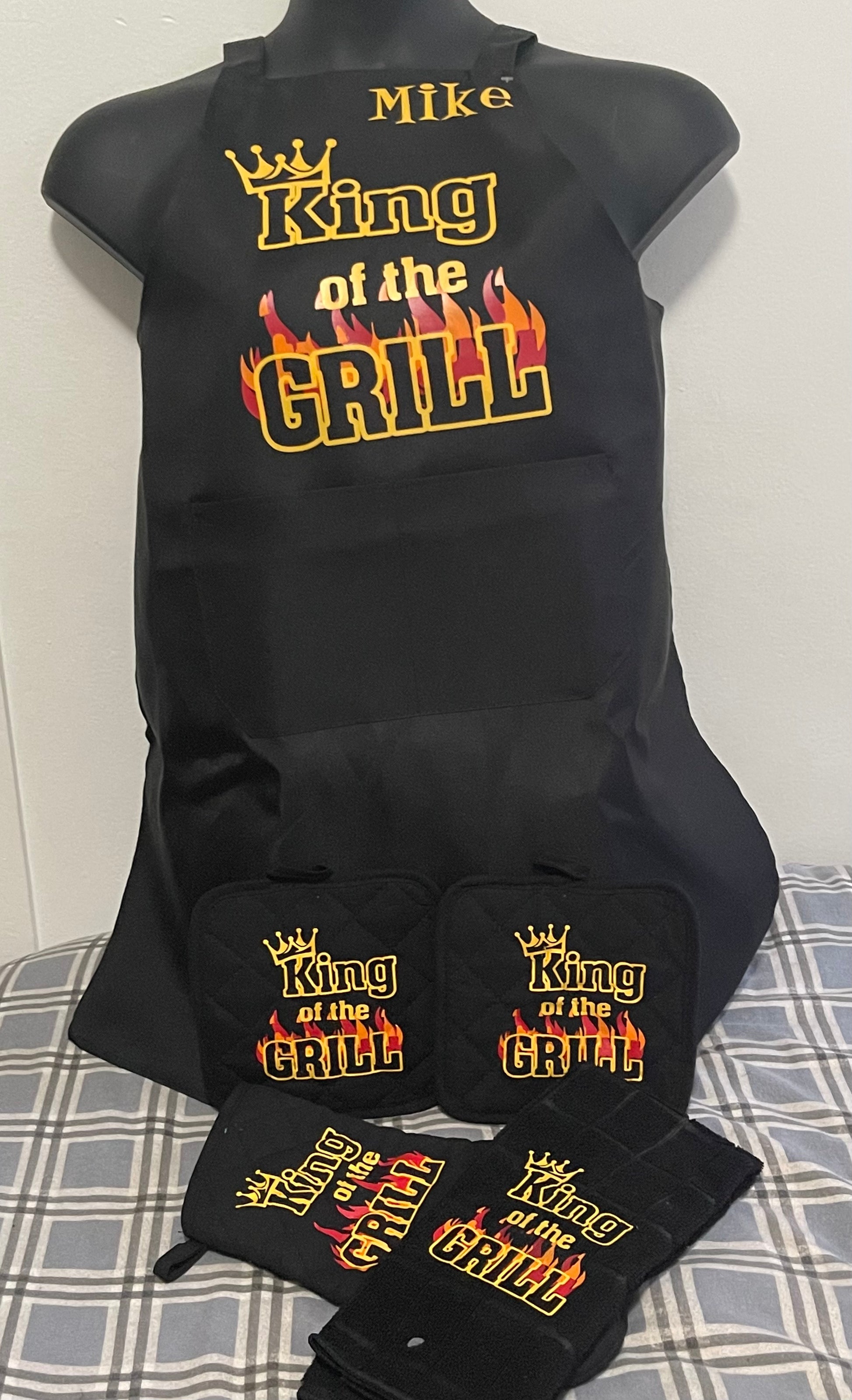 The Grace Apron Set